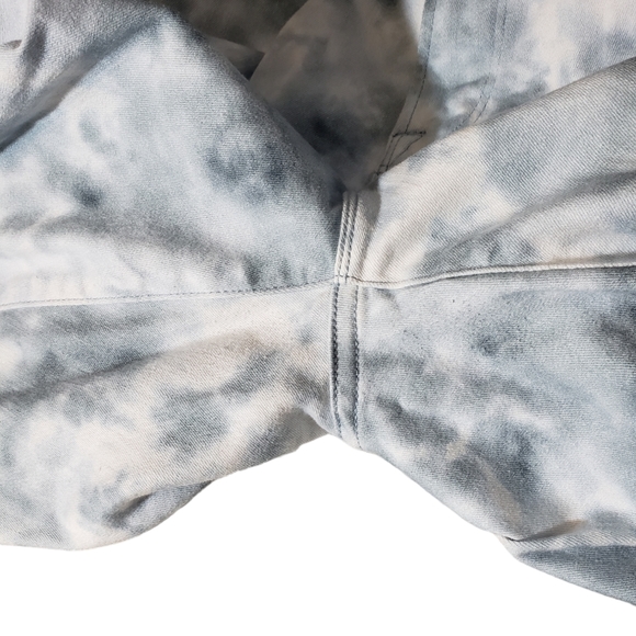 Good American Cloud Tie Dye Good Legs Fray Hem Denim Jeans - Picture 6 of 8